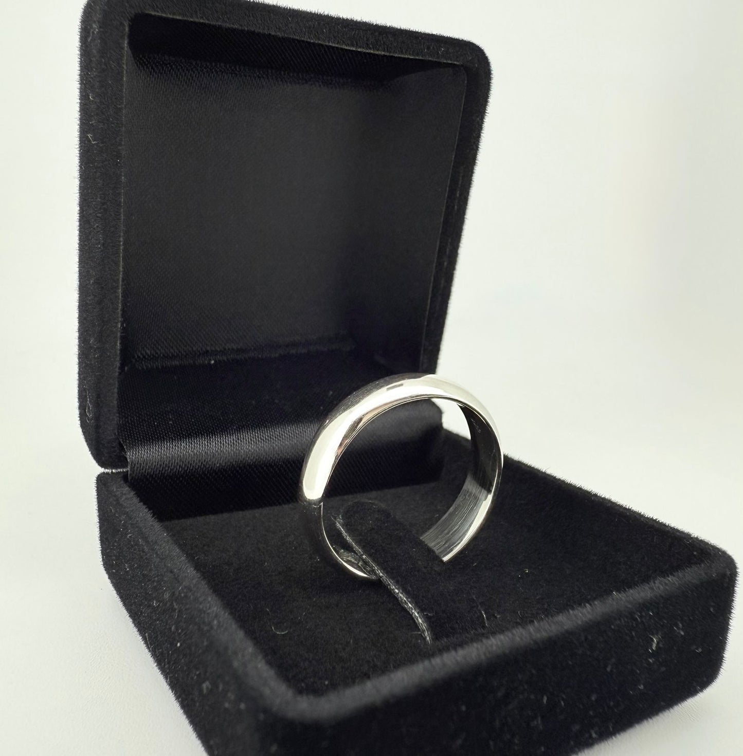925 STERLING SILVER RING